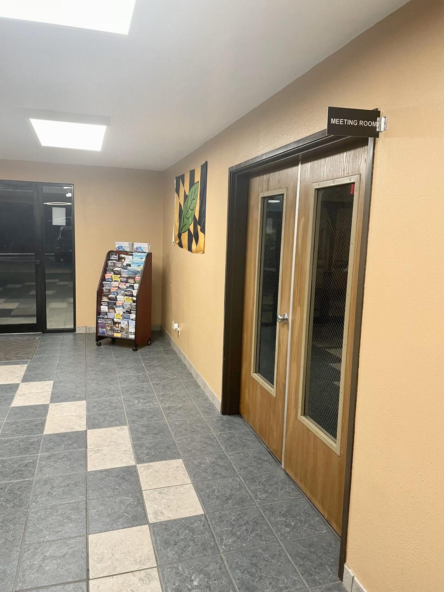 Surestay By Best Western Prince Frederick Exterior foto